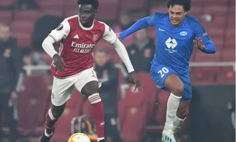 Fan Arsenal: "Cậu ấy quá bá đạo, trụ cột ở tuổi 19"
