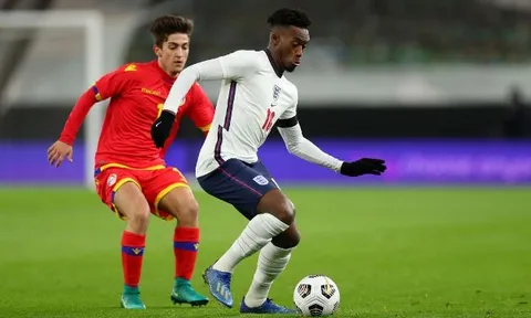 Fan Chelsea: "Quá đẹp, cậu ấy chuyền bóng như Ziyech vậy"