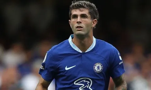 Fan Chelsea tranh cãi về Pulisic