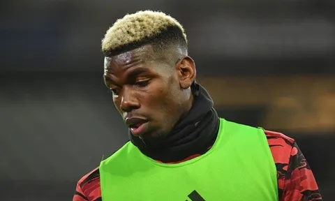 Fan M.U: “Chúng ta nên ăn mừng, không phải vì sự ra đi của Pogba”