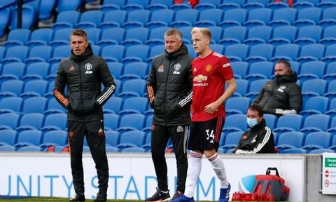 Fan M.U lý giải nguyên nhân sâu xa khiến Solskjaer chưa cho Van de Beek đá chính