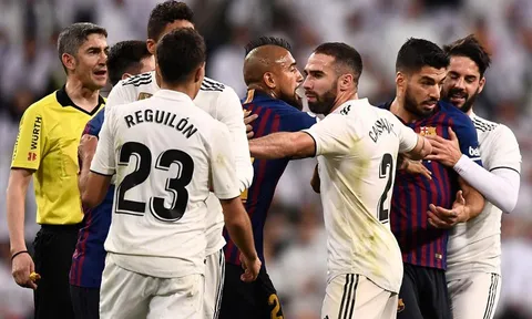 Fan Real phẫn nộ: "Không đủ năng lực quản lý thì biến đi, để tôi lên thay!"