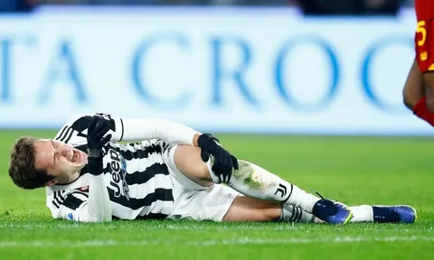 Tiếng hét Chiesa trong nỗi ám ảnh Del Piero