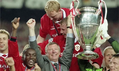 Sir Alex phản ứng thế nào khi Man Utd thua trận?