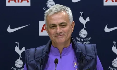 Mourinho: "Cho tôi điều đó, rồi Tottenham sẽ chẳng ngán bất kỳ ai"