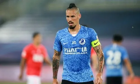 FIFA trừng phạt CLB Trung Quốc vì nợ lương