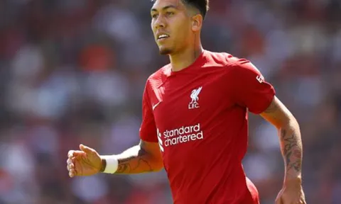 Klopp cân nhắc đổi Firmino lấy bom xịt của Man Utd