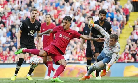 Trong cơn bĩ cực, Firmino đã hồi sinh