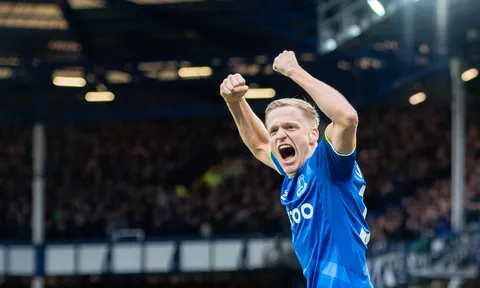 Van de Beek: 'Tôi có chút mệt mỏi khi chơi tròn trận'