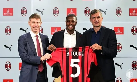 CHÍNH THỨC: Sau Giroud, Milan đón tân binh tiếp theo