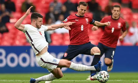 Frank Lampard ca ngợi mục tiêu từng chiêu mộ hụt khi còn dẫn dắt Chelsea