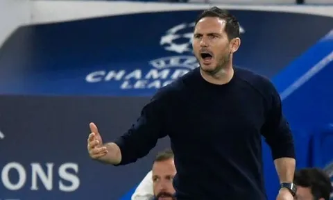 Trước giờ đấu Wolves, Frank Lampard yêu cầu Chính phủ Anh làm 1 việc
