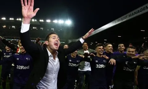Frank Lampard, sau vực thẳm là làm lại từ đầu?