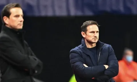 Frank Lampard thừa nhận 'cơn đau đầu' sau trận thắng Rennes