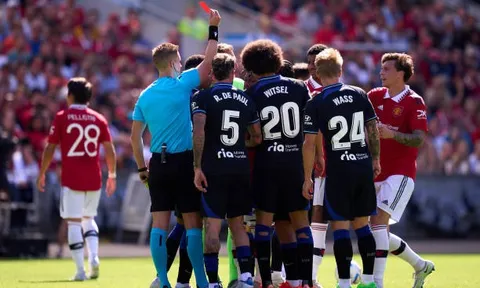 Fred nhận thẻ đỏ, Man Utd ôm hận trước Atletico Madrid