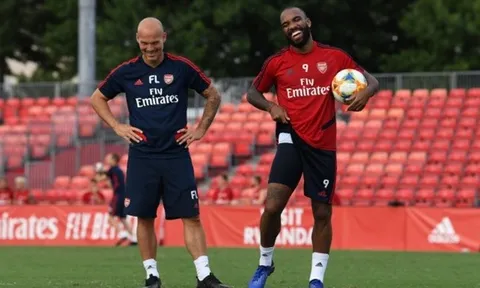 NÓNG! Ljungberg phá vỡ im lặng, hé lộ không khí tại Arsenal khi Emery ra đi