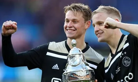 De Jong được khen hay hơn khi đến Barcelona