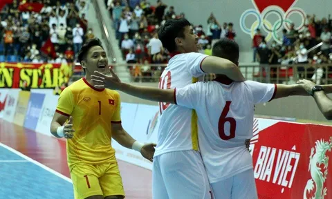 Tuyển Futsal Việt Nam tiếp tục vượt qua Thái Lan