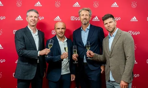 Thay Ten Hag, Ajax chính thức công bố HLV trưởng mới