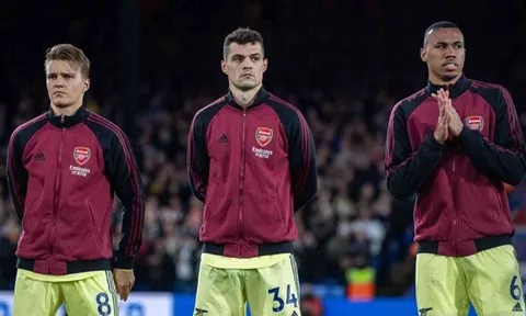 Gã khổng lồ ưu tiên chiêu mộ trung vệ Arsenal