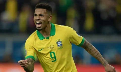 Gabriel Jesus: "1 hậu vệ khó chơi"