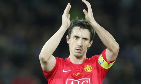 Gary Neville chỉ ra cái tên đang ở "đẳng cấp khác" tại Man Utd
