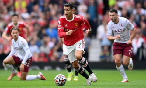Gary Neville: "Có Ronaldo nhưng Man Utd cũng không thể vô địch"