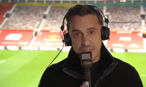 Neville tìm ra nguyên nhân khiến các ngôi sao Man Utd buông xuôi