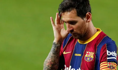 Gạt bỏ hiềm khích với Bartomeu, Messi cùng Barca đang thay đổi