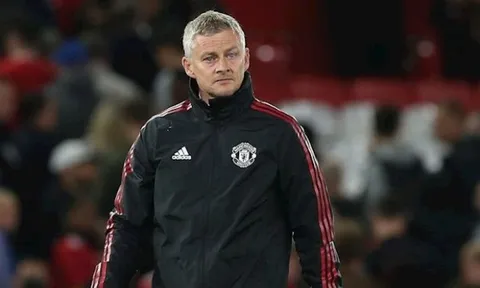 Gây hấn với Jurgen Klopp, Solskjaer đối mặt án phạt của FA?