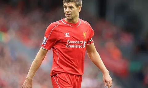 Suýt nữa Alexis Sanchez đã là đồng đội của Steven Gerrard