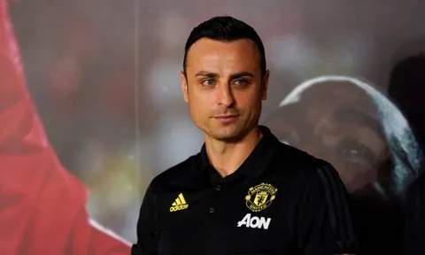 Berbatov liệt kê 4 cầu thủ để Man Utd chiêu mộ