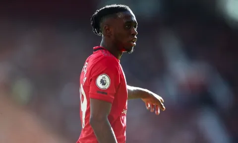 Bộ đôi Man United được khen ngợi sau khi khóa chặt 'ngòi nổ' của Leeds