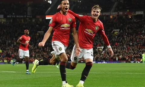 CHOÁNG! Trang chủ Man Utd thông báo kỷ lục 4.000 trận, kéo dài 82 năm