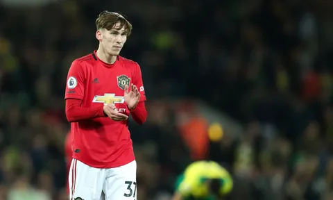 Không Pogba, McTominay và Matic, có 3 'canh bạc' để Solskjaer mạo hiểm nơi tuyến giữa