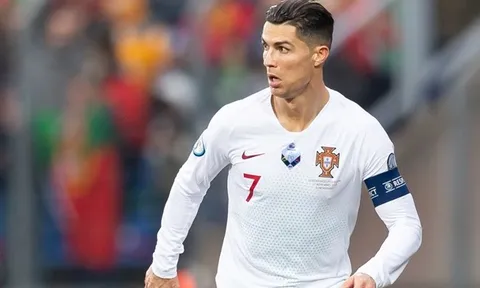 Ronaldo báo "tin dữ" cho ĐT Bồ Đào Nha trước thềm Nations League