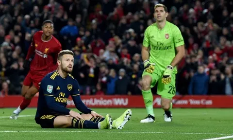 "Cậu ta ra đi càng nhanh càng tốt cho Arsenal"