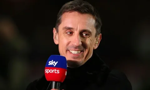 Gary Neville: "Đó là con đường duy nhất để Man United vô địch"