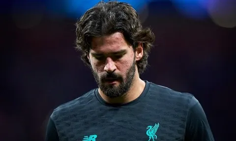 Liverpool toang mạnh, đến lượt Alisson bất ổn