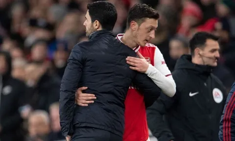Arteta nói rõ lý do "tống khứ" Ozil khỏi đội hình Arsenal