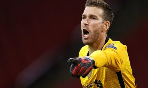 Liverpool trói chân "kẻ thừa" trong khung gỗ