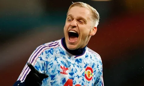 Sau nửa mùa giải, Man Utd đã tìm cách tiễn Van de Beek sang Real