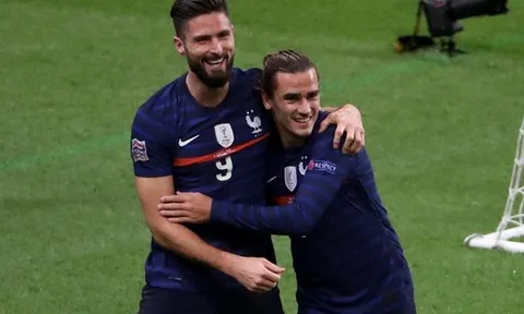 "Lão tướng" 34 tuổi tỏa sáng ở ĐT Pháp, Chelsea mừng hay lo?