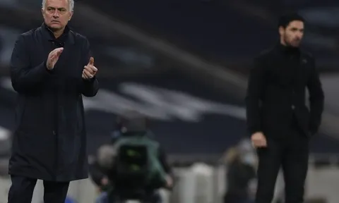 Tottenham thắng, Mourinho lập tức nhắn nhủ đến Mikel Arteta