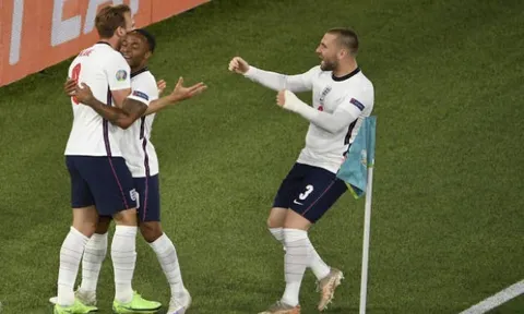 Sao Man Utd được Lampard và Ferdinand khen nức nở: "Thật tinh tế"