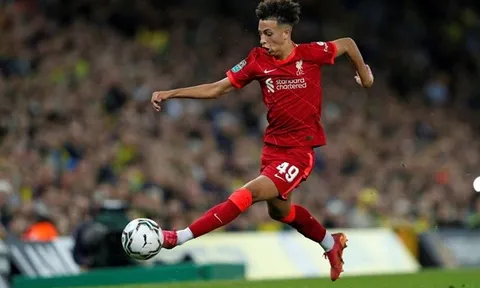 Thắng Norwich, CĐV Liverpool đã tìm ra tài năng đặc biệt