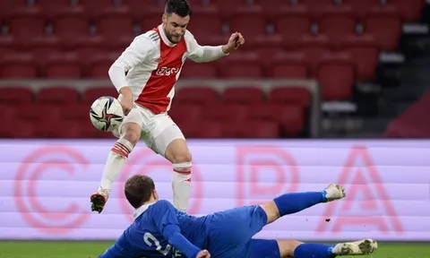 CĐV Chelsea: "Hãy chiêu mộ ngay cậu ấy"