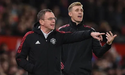 Darren Fletcher đang làm gì tại M.U?