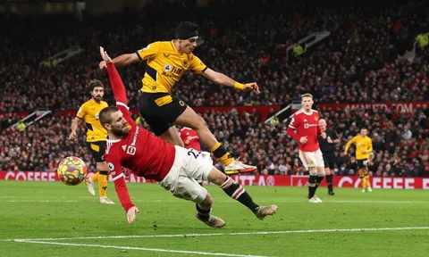 Man Utd đón nhận 2 tổn thất sau trận thua Wolves