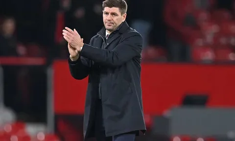Traore: 'Tôi vinh hạnh được Gerrard dẫn dắt'